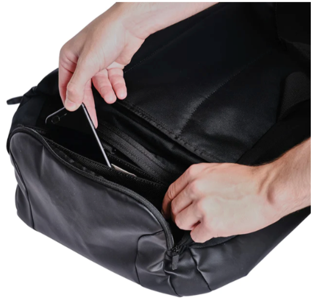 OffGrid Faraday Duffel Bag (33.5L) - Black