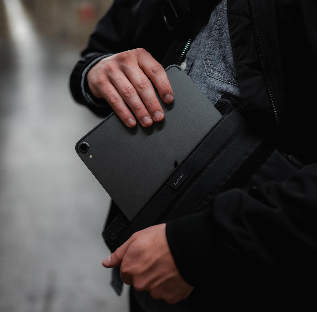 OffGrid Premium Faraday Bag, Tablet - Black